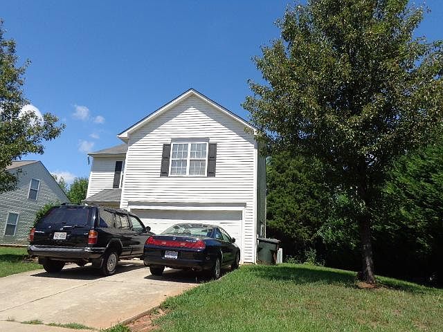 1st image of 705 Peach Orchard Dr
