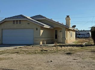 16449 Pine St, Hesperia, CA 92345