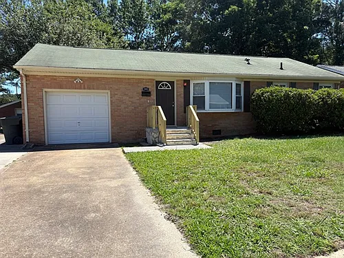 101 Prince George Dr Photo 1