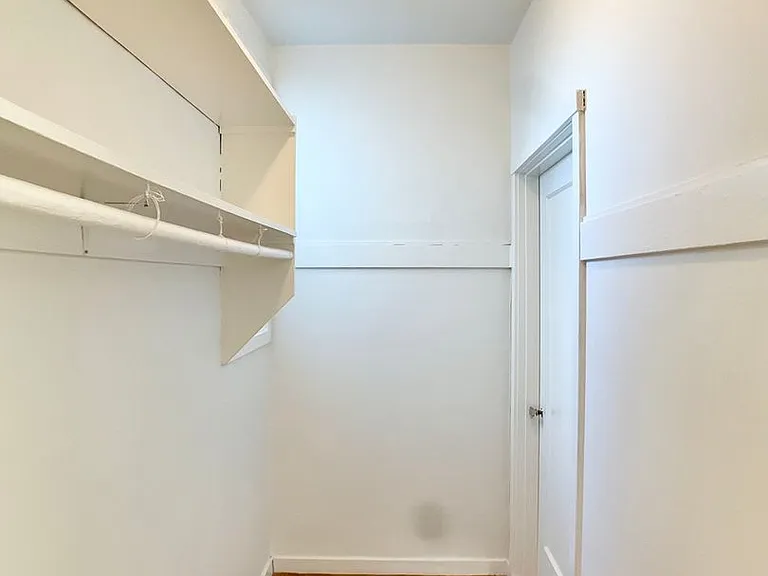 2760 Sutter St #304 — Photo 12