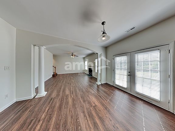5th image of 8507 Four Sisters Ln