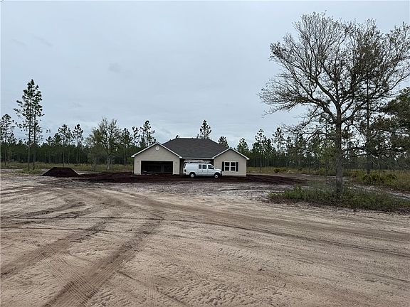 2nd image of 17634 Post Rd S
