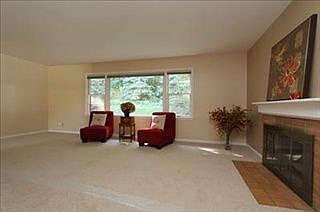 4th image of 2624 Northville Dr NE