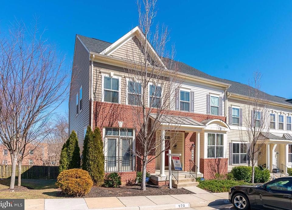 1st image of 2970 Chinkapin Oak Ln #163