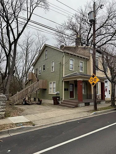 1538 Greenup St #2 Photo 1