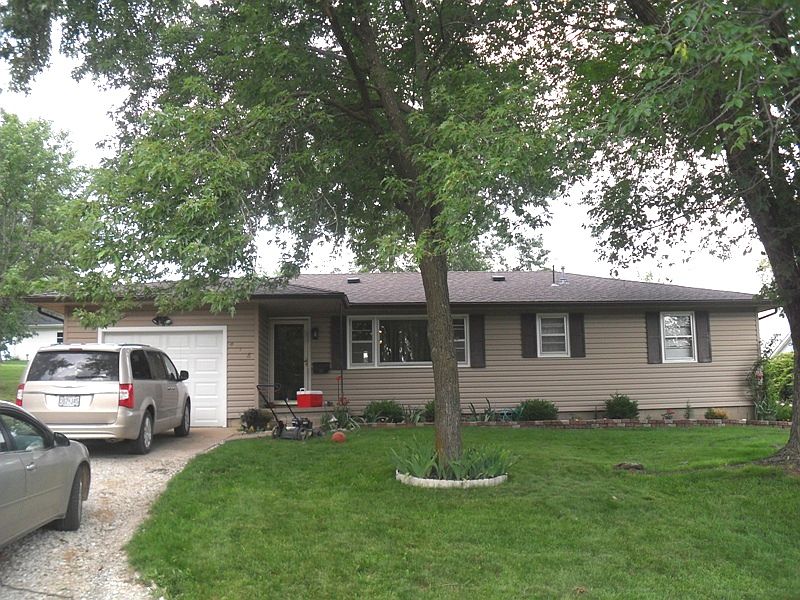 1st image of 418 N Cherry St
