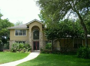 611 Magnolia Ln, Lake Mary, FL 32746