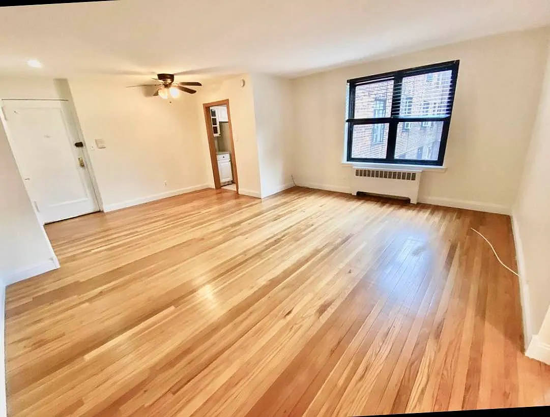 Building Photo - 22-60 79th St #2B
