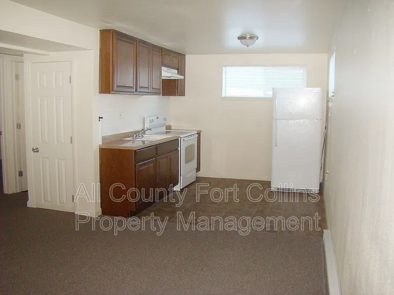 1108 Baker St #B — Photo 2