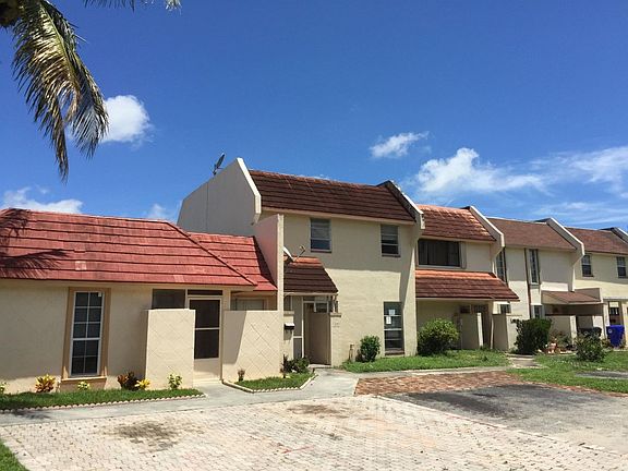 3rd image of 1371 Seaview Dr