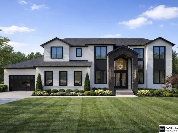 3513 S 221st St, Elkhorn, NE 68022