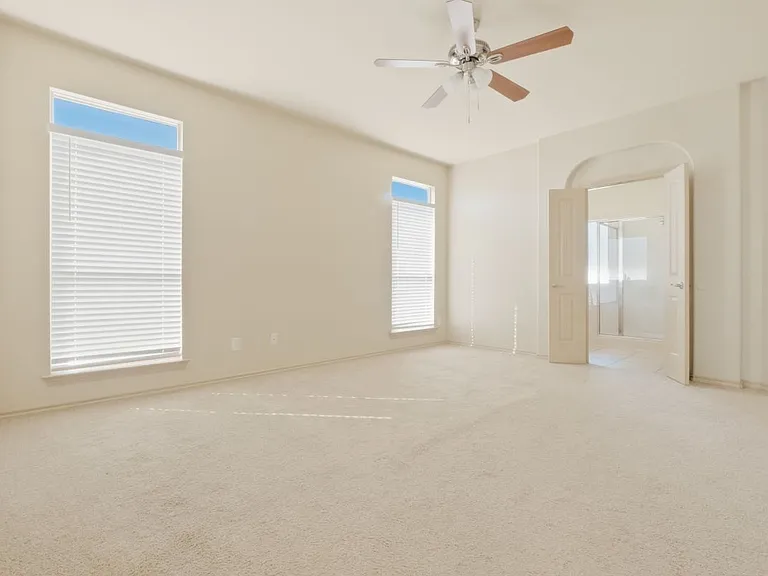 2016 Priscella Dr — Photo 17