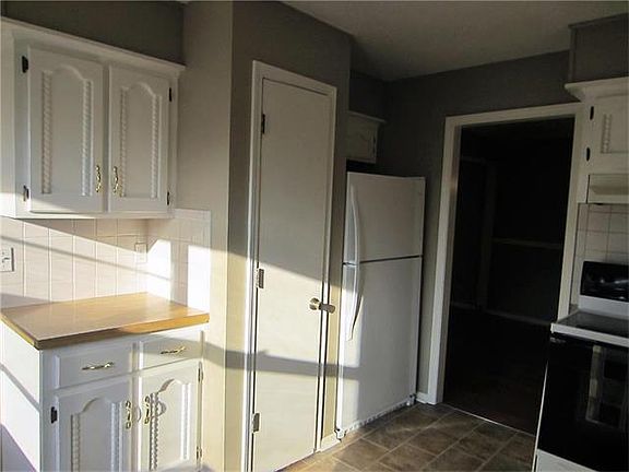 5th image of 12704 Craig Ave