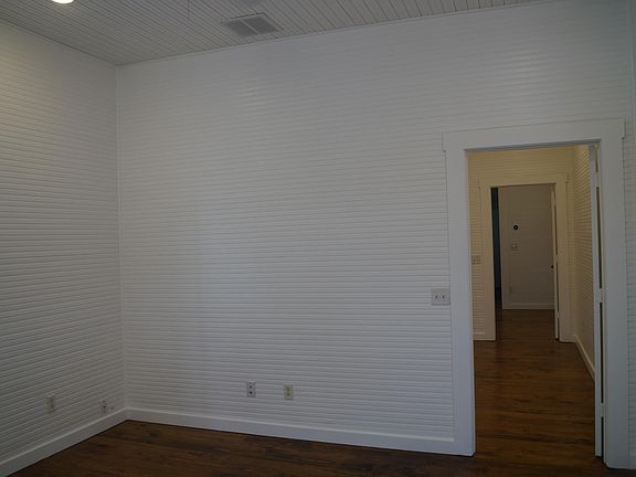 4th image of 1712 E 4th Ave