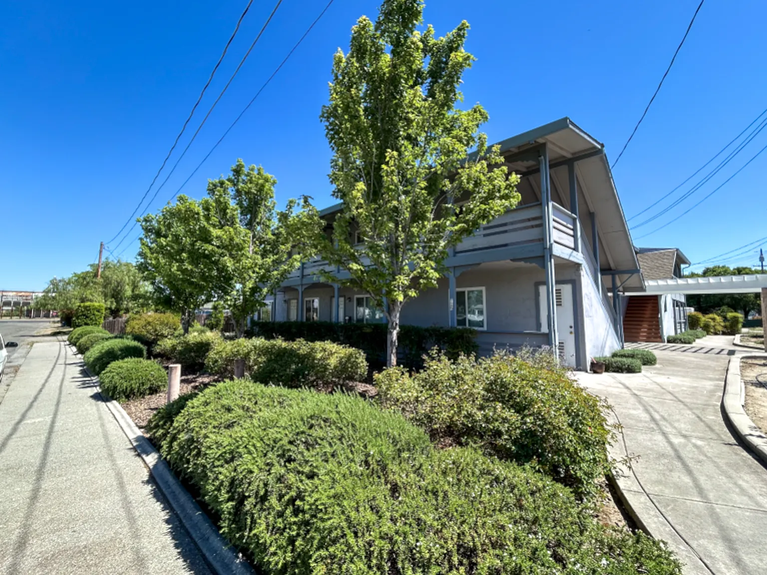 Sacramento725 - CM — Photo 2