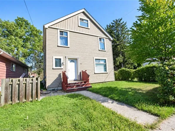 235 Broadway Ave, Hamilton, ON L8S 2W5