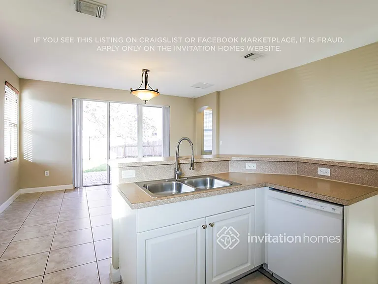 11783 SW 153rd Pl — Photo 6