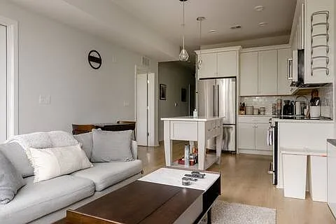 2 bed, 1000 sqft, $5,500 — Photo 2