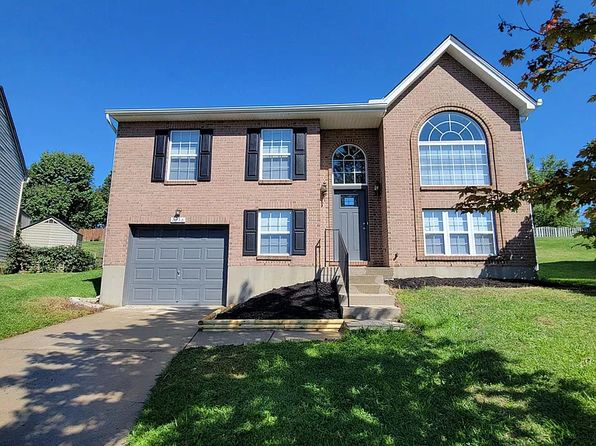 1636 Drake Ct