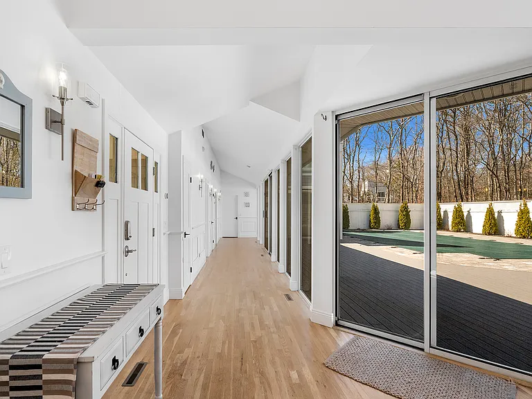Deerfield E — Photo 11