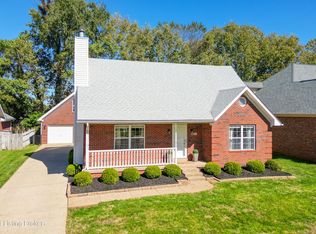 7801 Ridgehurst Pl, Louisville, KY 40299