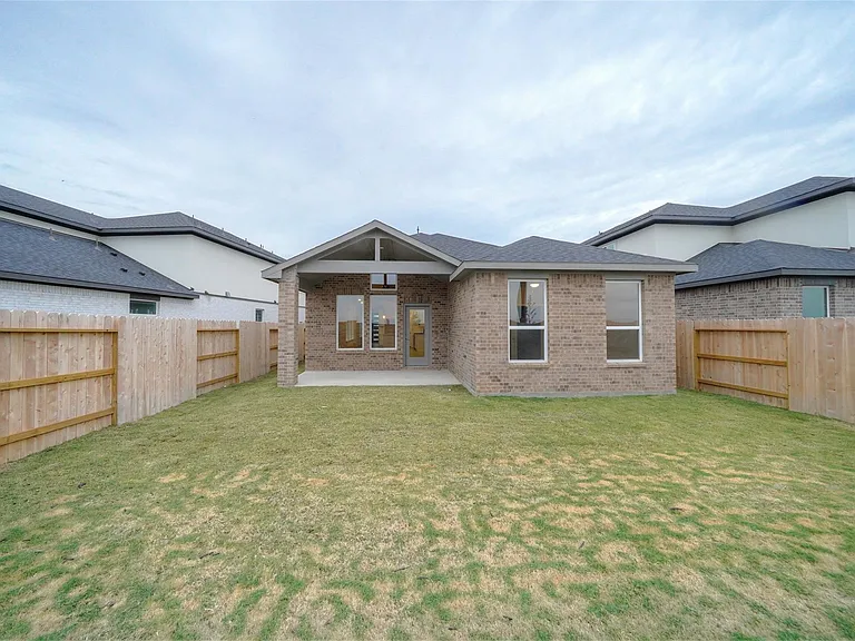 21859 Fitzroy Manor Ln — Photo 24