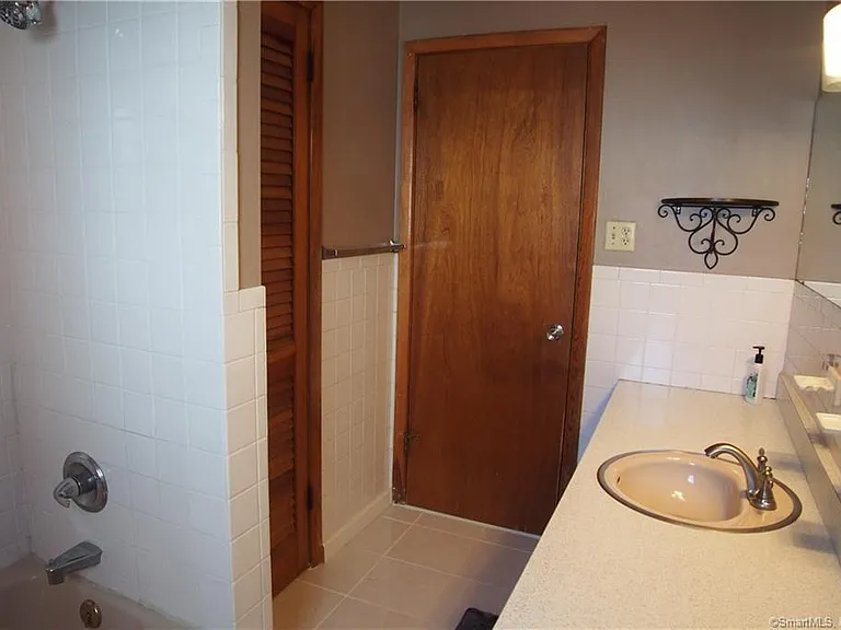 35 Warsaw St #1 — Photo 14