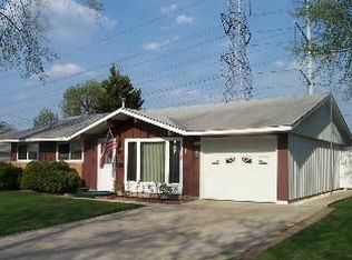 463 Arnold Ave, Romeoville, IL 60446