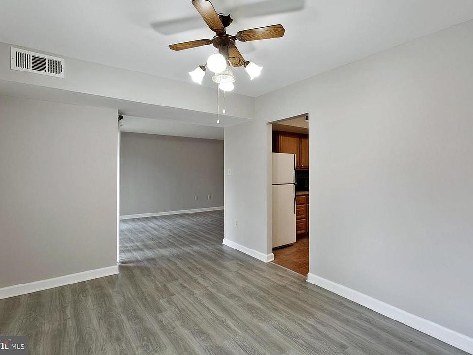 Dining Room (light fixture has changed)