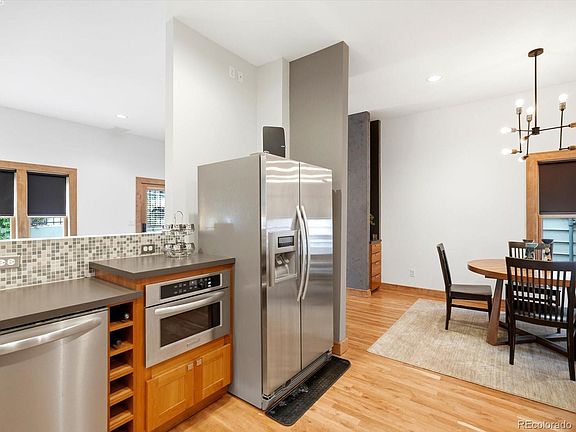4th image of 3122 Umatilla Street