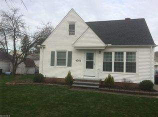 4701 Summer Ln, Cleveland, OH 44144