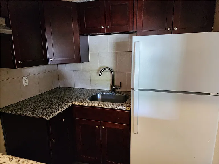 4311 Yellowstone Blvd #3 — Photo 10