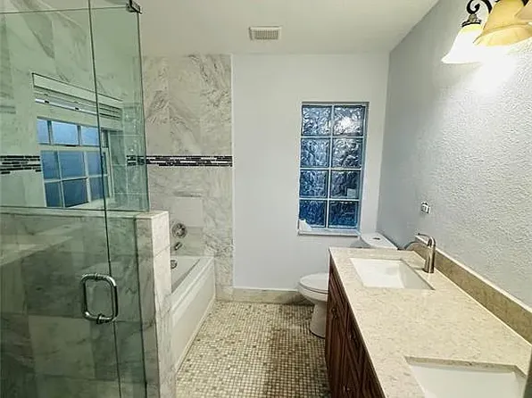 17682 SW 5th St, Hollywood, FL 33029