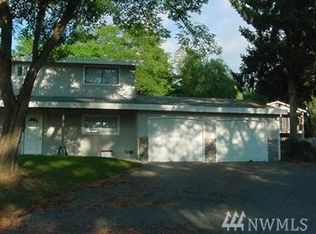 6105 Pebble Pl APT 1, Everett, WA 98203