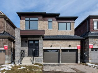 3 Periwinkle Rd, Springwater, ON L9X 2C8