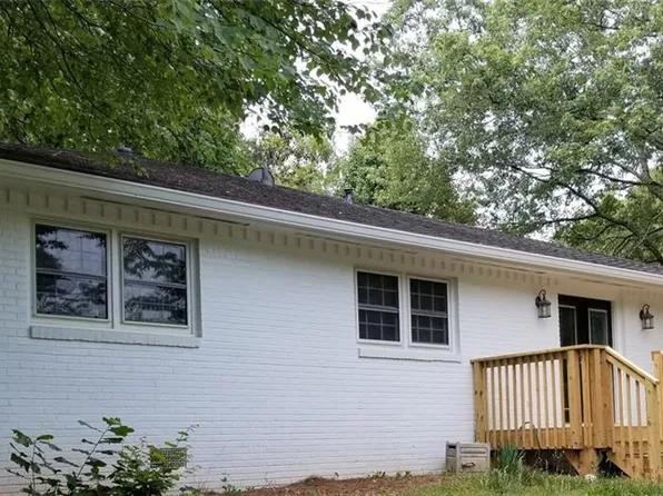 2399 Woodland Dr NW, Kennesaw, GA 30152