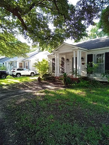 431 Slattery Blvd Photo 1