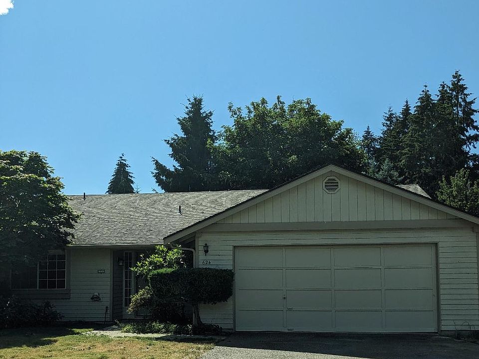 1st image of 624 107th Ave E