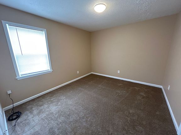 5th image of 250 N Washington Ave APT 12