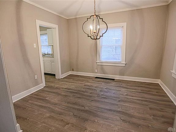 5th image of 1548 Nelson Ave