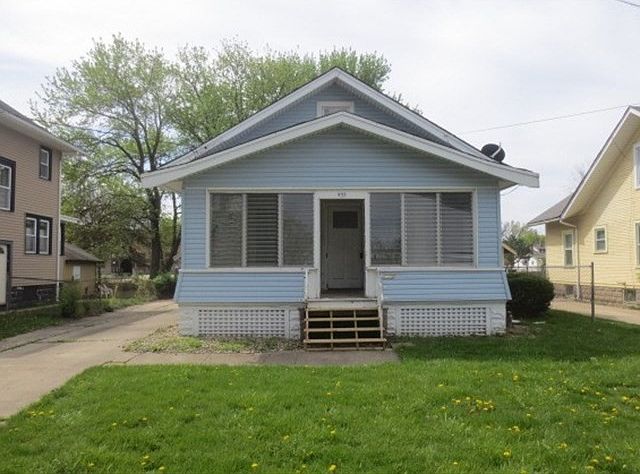 1st image of 933 E Galena Blvd