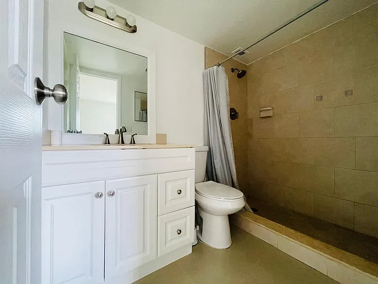 6300 S Falls Circle Dr #412 — Photo 9