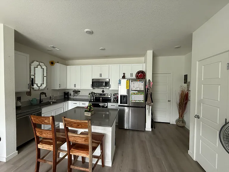 434 Mountain Bluebird Dr — Photo 2