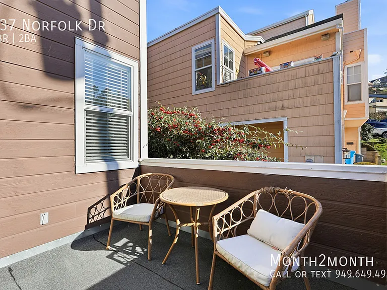 437 Norfolk Dr — Photo 61