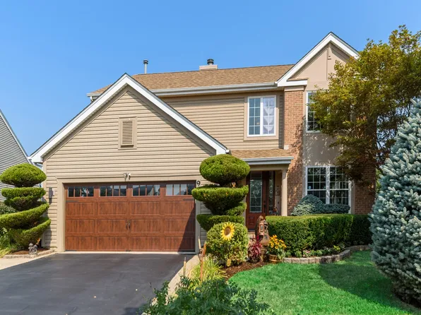 90 Willow Rd, Palatine, IL 60090