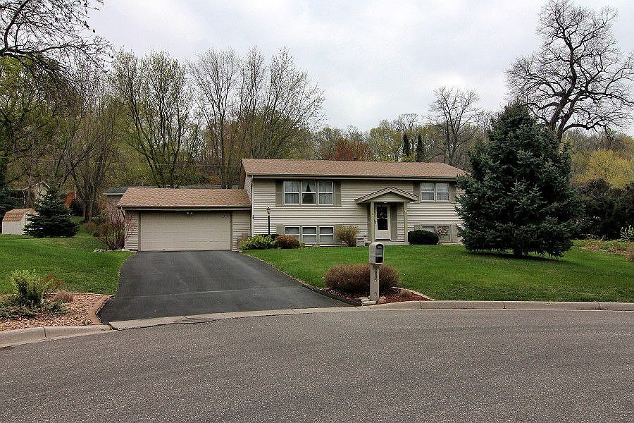 1st image of 2721 Terrace Dr