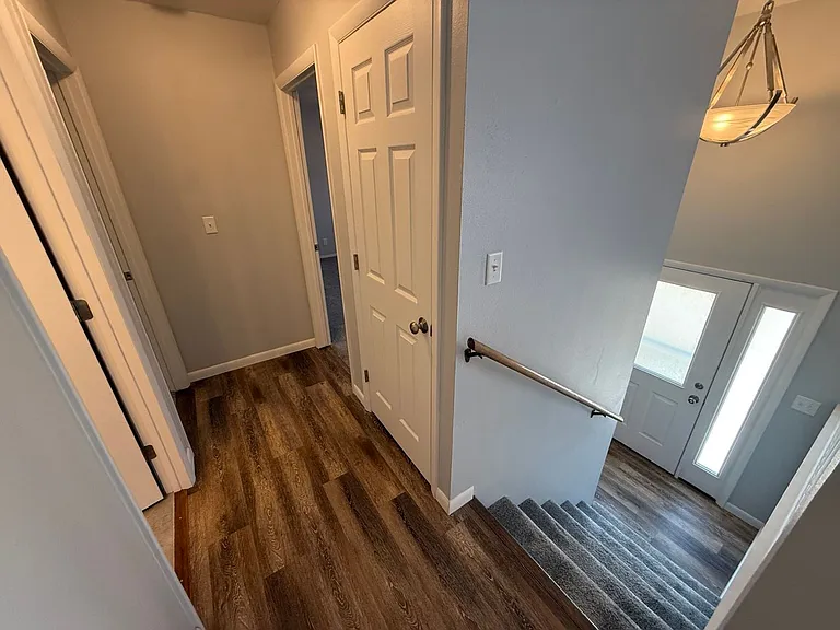 365 Bellvue Ave — Photo 12