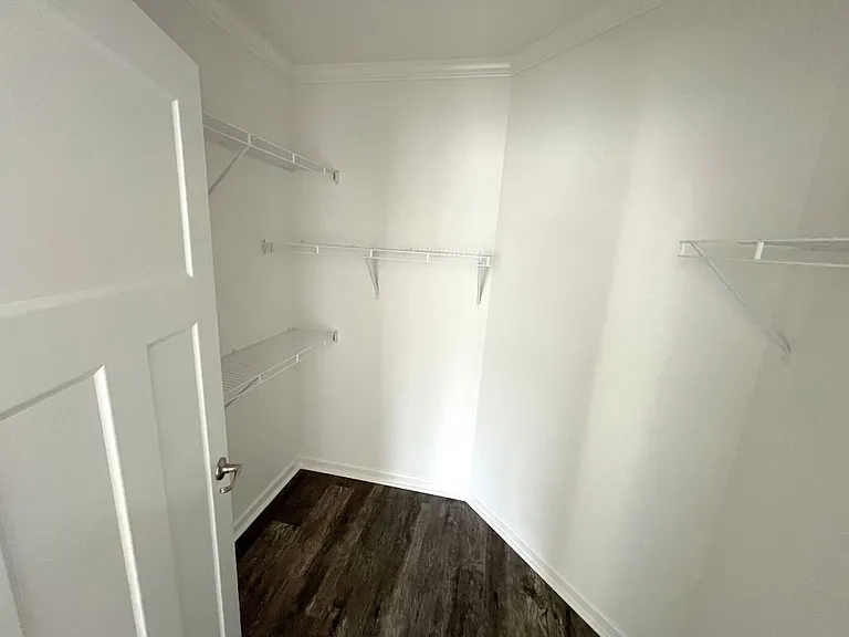 1033 Vervain Dr #1033E — Photo 6