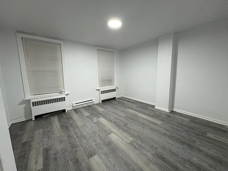 2062 E Stella St — Photo 12