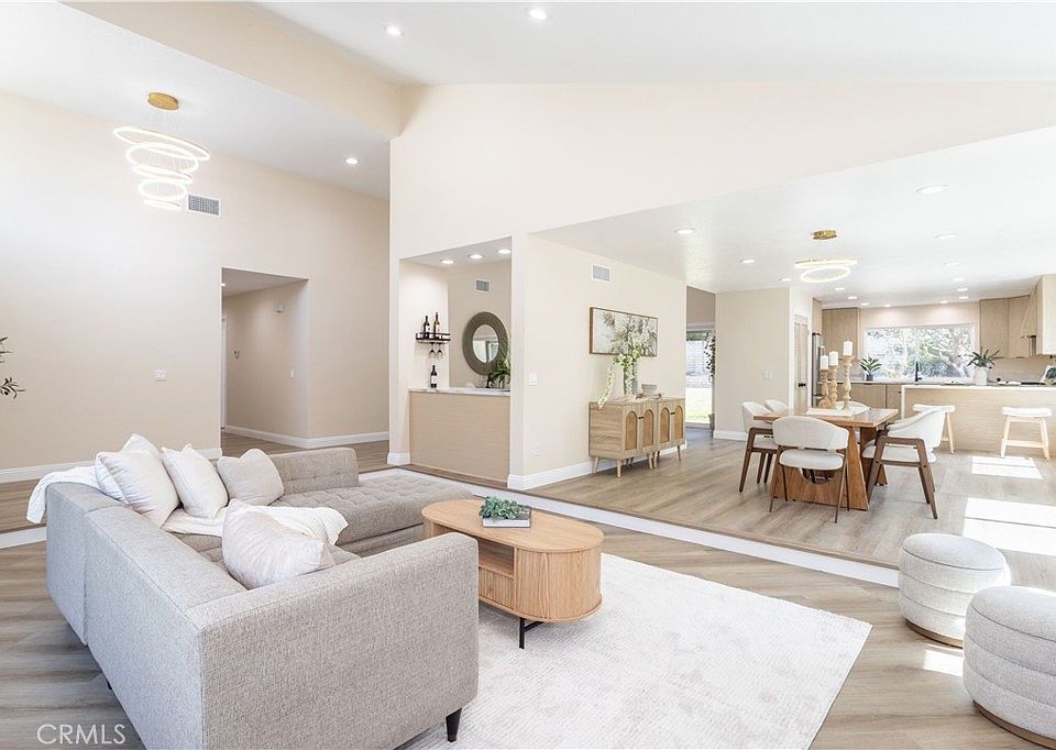 1st image of 10338 Etiwanda Ave